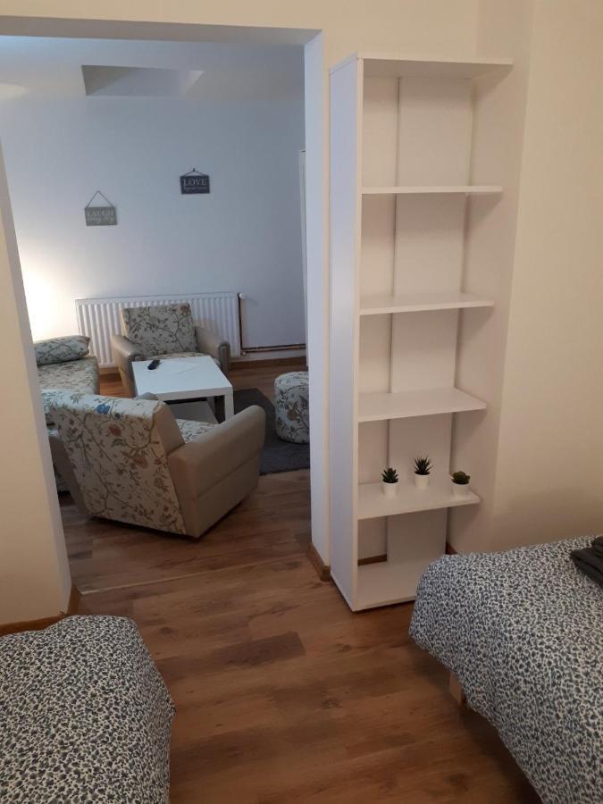 Apartman Ana Σλαβόνσκι Μπροντ Εξωτερικό φωτογραφία