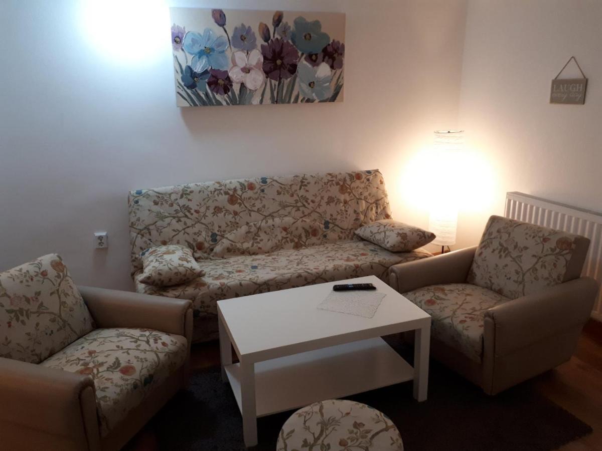 Apartman Ana Σλαβόνσκι Μπροντ Εξωτερικό φωτογραφία